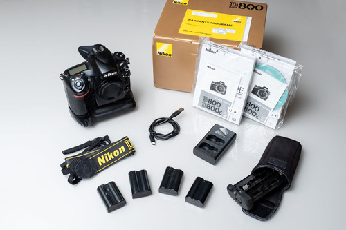 Nikon D800 Com Grip Vertical