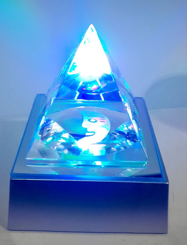 Luz De Noche Esfera De Cristal 3d Colores Base Plastica Pila