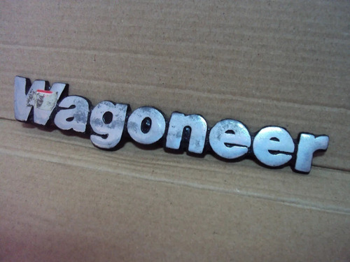 Emblema Wagoneer De Aluminio Foto 2