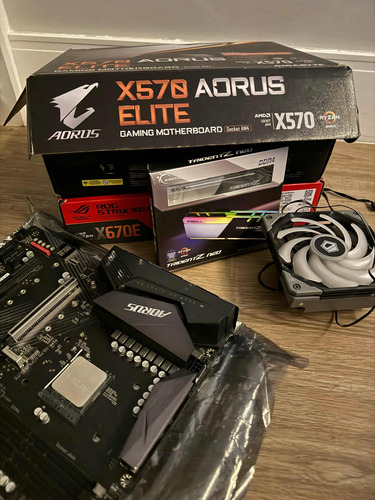 Kit Gigabyte X570 Aorus Elite, Ryzen 7 5800 16gb Ram