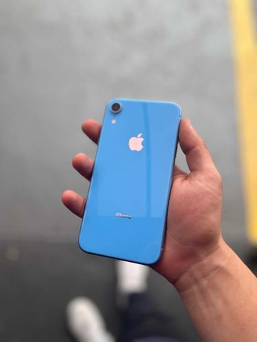 iPhone XR