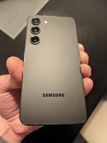 Samsung S23 Impecable! Muy Poco Uso. Precio Charlable!