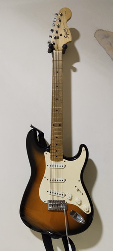 Guitarra Eléctrica Squier By Fender Affinity Stratocaster