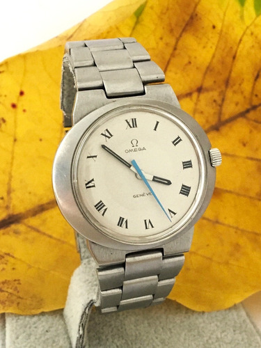 Omega Geneve Dynamic Grandão Algarismos Romanos Bem Raro