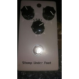 Pedal De Guitarra Stomp Under Foot.