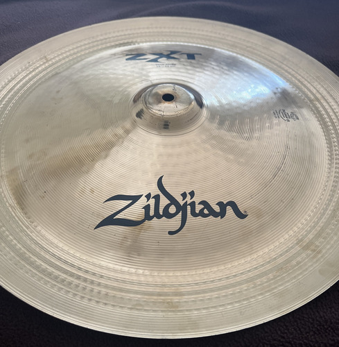 Platillo Zildjian China Zxt 18 