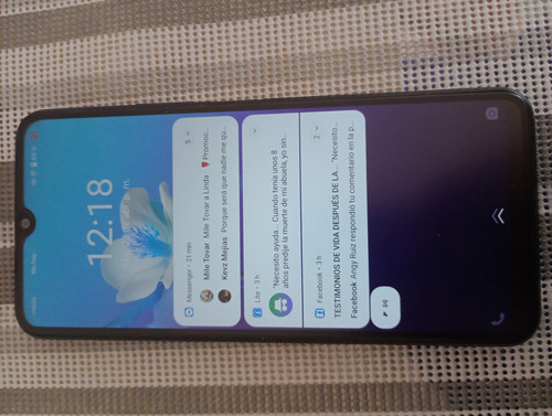 Celular Vivo Y21s Como Nuevo Con Su Cargador Original 