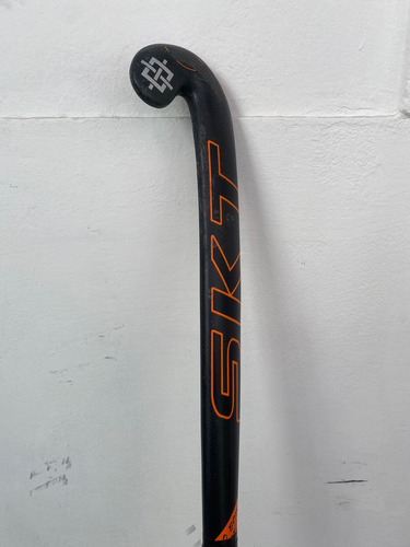 Palo De Hockey Skt 90% Carbono 37.5