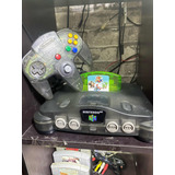 Nintendo 64 Funtastic Smoke Black 2 Controles+ Juego 4 En 1