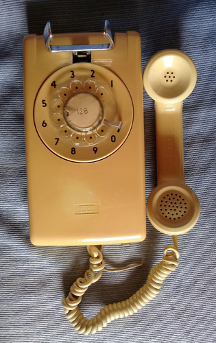 Teléfono Antiguo Itt De Pared A Disco. Excelente Funcionando