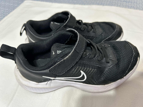 Zapatillas Nike De Niños Talle 31,5 Arg. Muy Buenas