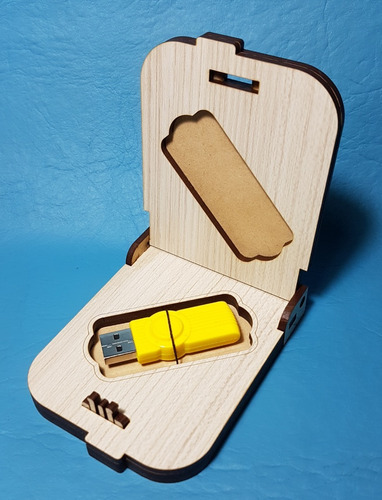 Porta Pendrive Cruzer Caja Estuche Personalizado Madera