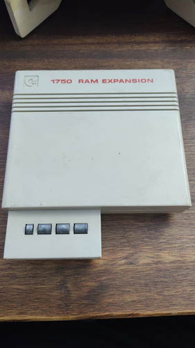 Commodore 1750 Ram Expansion (se Puede Probar Al Retirar)