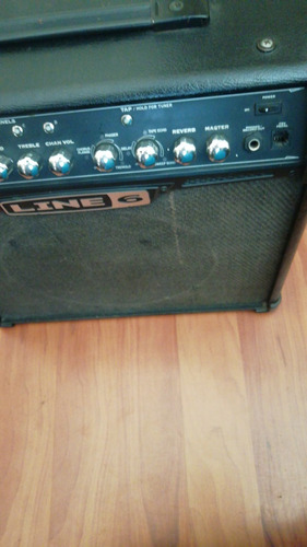 Amplificador Line 6 Spider Iv 30 A 40 Watts Con Parlante Cel