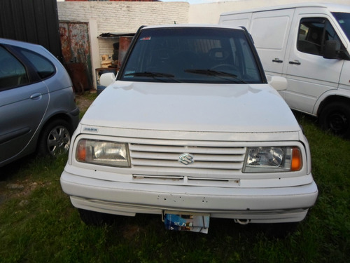 Suzuki Vitara 1.6    3 Ptas 4x4  Techo Duro Impecable 