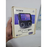 Sony Psp Go 16gb Standard Cor  Preto