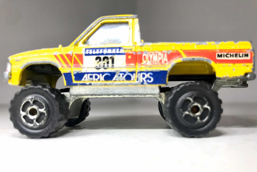 Miniatura Majorette Pick-up Toyota Dakar Bigfoot = Colossus