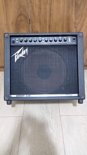 Amplificador Guitarra Peavey Envoy 110 Com Eminence 12 - Usa