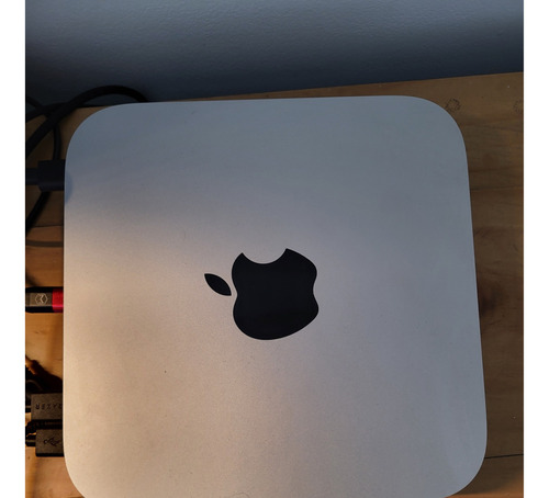 Mac Mini M2 Plateada, Solo 5 Meses De Uso