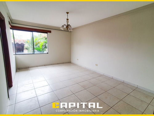 Hermosa Casa Con Piscina En Alquiler - Barrio Fleig - Imagen 3