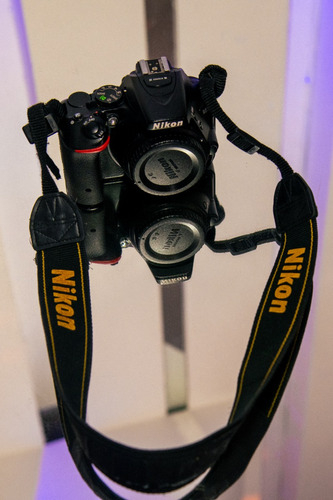 Cámara Fotográfica Nikon  D5500 Impecable 16 Mil Disparos 