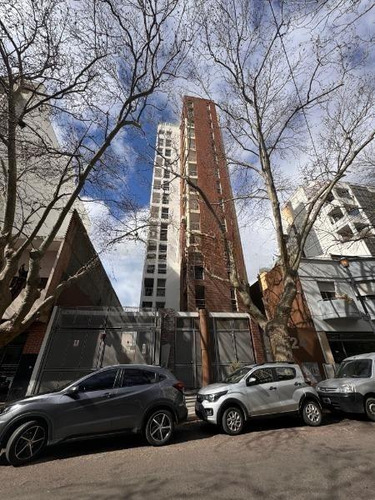 Departamento En Venta - 2 Dormitorios 1 Baño - Cochera - 55mts2 - La Plata - Imagen 2
