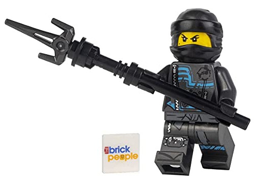 Lego Ninjago: Nya Cazado Con Una Lanza