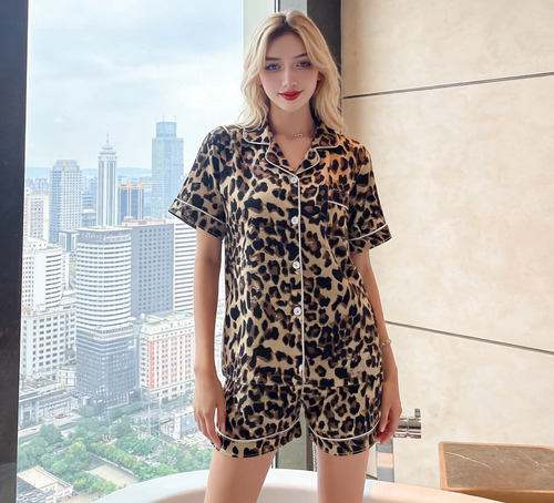Pijama Traje De Manga Corta Estampado De Leopardo Para Mujer