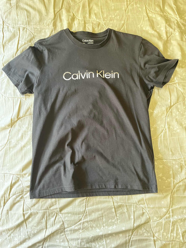 Remera Calvin Klein Negra