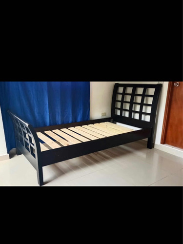 Base De Cama, Disponible En Negro Y En Café Madera Oscuro