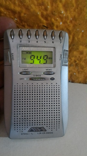 Radio Digital Aiwa Am Fm De Bolsillo Cr-ds556 Usado 