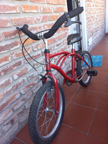 Bicicleta Rodado 16 Marca Darling Color Roja.