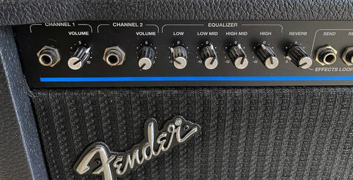 Fender Amplificador Sixty Kxr