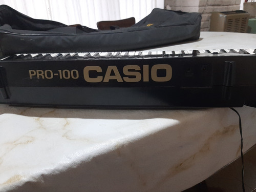 Teclado Casio Pro 100