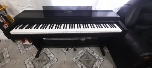 Piano Clavinova Yamaha Clp-30