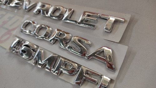 Kit Emblema Chevrolet Corsa Speed 5 Piezas Foto 5