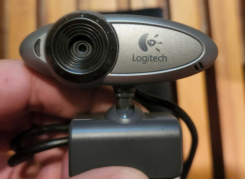 Webcam Logitech V-uam37