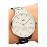 Qb57j201y - Reloj Q&q P/m Acero Dama Color De La Correa Plateado Color Del Bisel Blanco Color Del Fondo Plateado