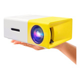 Mini Projetor Portátil Led Lúmens Cinema Tv Pc Hd Yg300