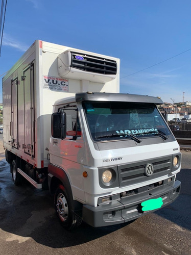 VW 10160 BAU REFRIGERADO 