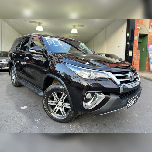 Toyota Hilux Sw4 Sr 2.7 2017