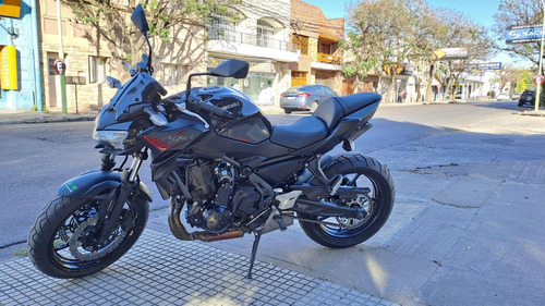 Moto Kawasaki Z650 Usada Naked Modelo 2020