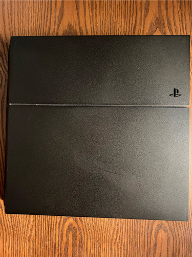 Ps4, 500 Gb. Con 2 Controles Y 7 Juegos. En Caja Original.