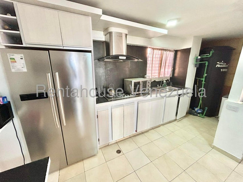 Marcos González Alquila Apartamento Semi Amoblado Zona Este Barquisimeto - Lara #25-12974 - Imagen 2