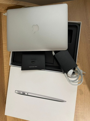 Apple Macbook Air 13 Pulgadas, I5, 128 Gb Ssd, 8 Gb Ram 