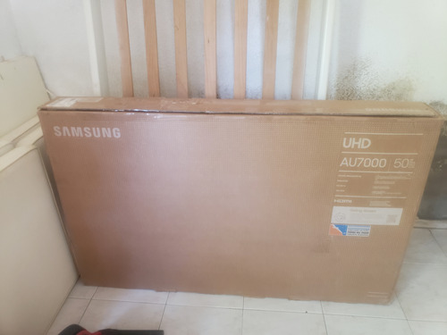 Caja De Tv 50 Pulgadas Samsung Uhd Au7000