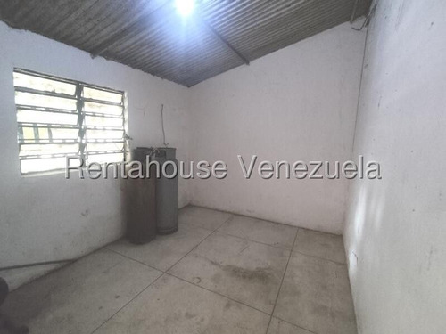 Casa Comercial 500 Mts Terreno, 350 Mts De Construcion En Venta Urbanizacion Carabobo Valencia Carabobo Leida Falcon Lf25-17610