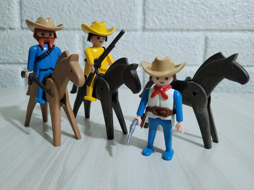 Playmobil, Pack 214 De 3 Vaqueros Y 3 Caballos, Buen Estado