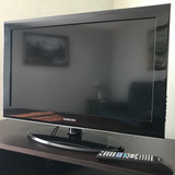 Lcd Tv Samsung Serie 5_550, 32 Pulgadas, Color Negro