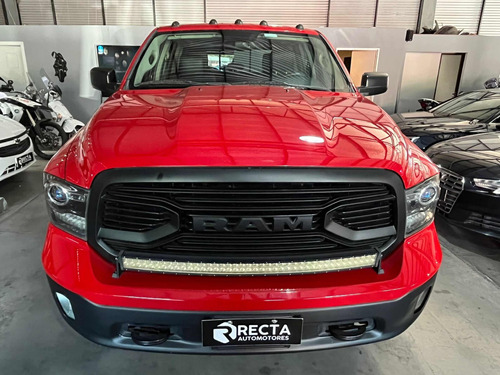 Dodge Ram 1500 Laramie V8 4x4